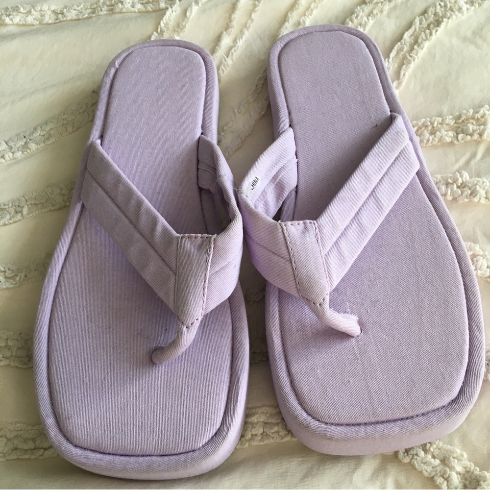 aerie Lavender Padded Flip Flop Sandals